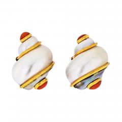  Seaman Schepps SEAMAN SCHEPPS 18K YELLOW GOLD TURBO SHELL AND CORAL EARRINGS - 1888085