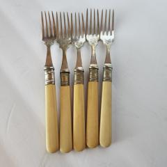  Sheffield Antique English Sheffield EPNS A1 Silverplate Five Dainty Forks Floral Design - 2609550