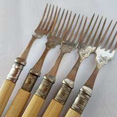  Sheffield Antique English Sheffield EPNS A1 Silverplate Five Dainty Forks Floral Design - 2609551