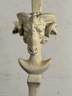 Sirmos NEOCLASSICAL RESIN RAMS HEAD FLOOR LAMP IN THE MANNER OF T H ROBSJOHN GIBBINGS - 4348542