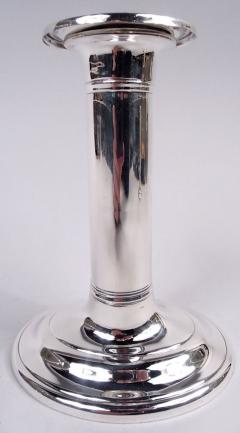  Stieff Pair of Stieff Williamsburg Sterling Silver Colonial Candlesticks - 4160656