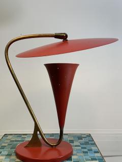  Stilnovo ITALIAN MID CENTURY RED ENAMEL AND BRASS REFLECTOR TABLE LAMP - 932506