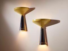  Stilnovo Pair of two tone enamelled metal and brass wall lights by Stilnovo Italy 1950s - 3954586