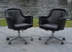  Stow Davis Furniture Co Pair of Stow Davis Black Leather Chrome Rolling Swivel Desk or Office Chairs - 4302476