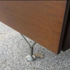  Stow Davis Furniture Co Vintage Walnut Single Pedestal Desk by Stow Davis - 3529542