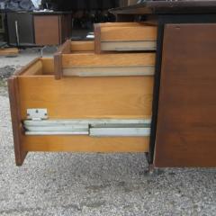  Stow Davis Furniture Co Vintage Walnut Single Pedestal Desk by Stow Davis - 3529543