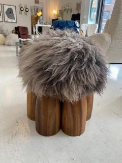  Studio Arno Declercq STUDIO ARNO DECLERCQ SENUFO OTTOMAN IN NATURAL AFRICAN WALNUT AND SHEEPSKIN - 2069371