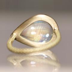  Talkative Rainbow Moonstone Pear Cabochon 22K Gold One of a Kind Ring Talkative 2024 - 4706437