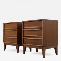  Thomasville Furniture Expertly Restored Pair of Thomasville Tiki Nightstands Sculptured Walnut 1970s - 3912188