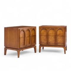  Thomasville Furniture Thomasville Mid Century Arched Walnut and Burlwood Nightstands Pair - 4266370