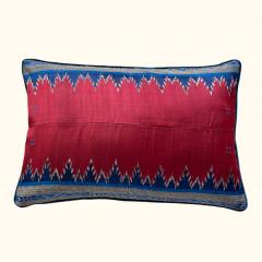  Threads Soft Goods Silk Ikat Sari Pillow 16 x 24 India 162e - 4323128