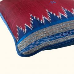  Threads Soft Goods Silk Ikat Sari Pillow 16 x 24 India 162g - 4323115