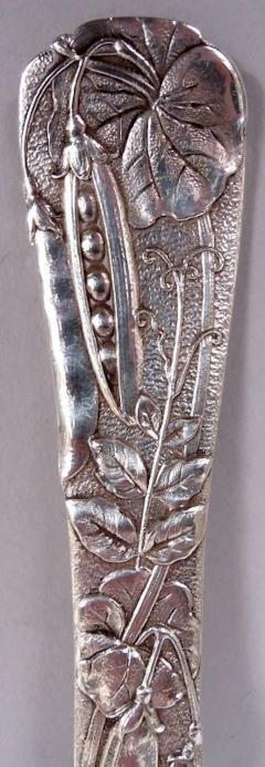  Tiffany Co Antique Tiffany Fruits Flowers Sterling Silver Peapod Pea Server - 4338914