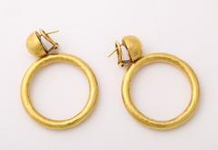  Tiffany Co Paloma Picasso for Tiffany Co 18K Yellow Gold Hammered Hoop Earrings - 4270341
