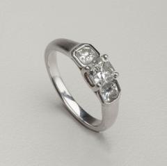  Tiffany Co Tiffany Co Lucinda Three Stone Diamond Engagement Ring - 3345884