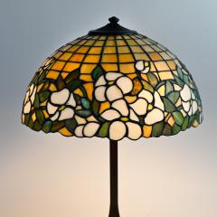  Unique Art Glass Metal Company Unique Art Glass Metal Co Floral Design Leaded Table Lamp - 4300391