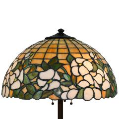  Unique Art Glass Metal Company Unique Art Glass Metal Co Floral Design Leaded Table Lamp - 4300393
