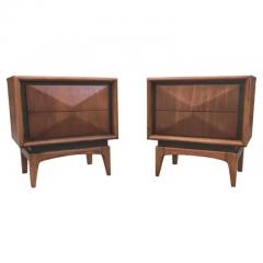  United Furniture Corporation Expertly Restored United Furniture Walnut Diamond Pair Nightstands Mcm 1960s - 4126477