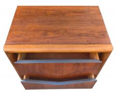  United Furniture Corporation Expertly Restored United Furniture Walnut Diamond Pair Nightstands Mcm 1960s - 4126489