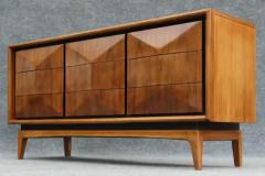  United Furniture Corporation Expertly Restored United Furniture Walnut Diamond Triple Dresser 9 Drawers 1960s - 3321926