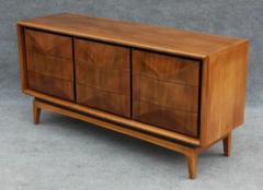  United Furniture Corporation Expertly Restored United Furniture Walnut Diamond Triple Dresser 9 Drawers 1960s - 3321957