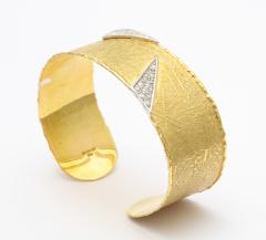  UnoAErre 18 kt UnoARerre Diamond Cuff - 391546