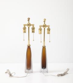  VICKI LINDSTRAND Pair of Cognac Colored Glass Lamps by Vicki Lindstrand for Kosta Boda - 4594160