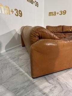  VICO MAGISRETTI Vico Magistretti Maralunga Leather Sofa by Cassina 1975 - 3573008