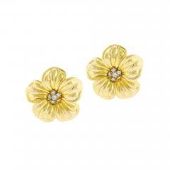  Van Cleef Arpels VAN CLEEF ARPELS DIAMOND 18 KARAT GOLD LARGE MAGNOLIA EARRINGS - 3103315