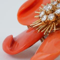  Van Cleef Arpels VCA Paris Mid 20th Century Coral Diamond and Gold Clematis Brooch - 262626