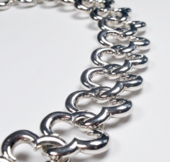  Van Cleef Arpels Van Cleef Arpels 18 Karat White Gold Alhambra Collar Necklace 1998 - 964083