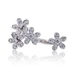 Van Cleef Arpels Van Cleef Arpels 18K White Gold Socrate Between The Finger Diamond Ring - 4290014