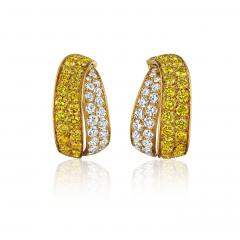  Van Cleef Arpels Van Cleef Arpels Fancy Yellow Diamond Hoop Earrings - 4356711