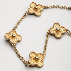  Van Cleef Arpels Van Cleef Arpels Vintage Alhambra long necklace 20 motifs yellow gold - 4625948