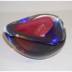  Venini Venini 1970s Italian Murano Glass Triangular Magenta and Blue Murano Glass Bowl - 1660465