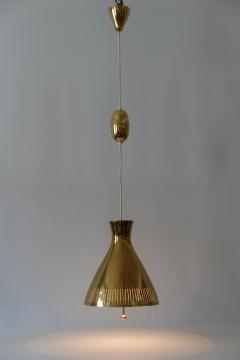  Vereinigte Werkst tten M nchen Mid Century Modern Counterweight Brass Pendant Lamp by Vereinigte Werkst tten - 1826531