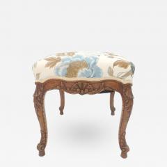  Victoria Son Early Louis XV Style Carved Bench - 4420334