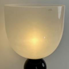  Vistosi Late20th Century Brass Black Ceramic White Murano Glass Table Lamp by Vistosi - 3382055