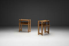  Votre Maison Pair of Guillerme et Chambron Oak Bedside Tables France Mid 20th Century - 4398940