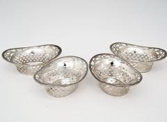  Wallace Silversmiths Inc Antique Sterling Silver nut Candy Dishes by Wallace Set of 4 - 144010