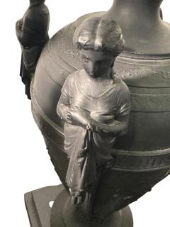  Wedgwood RARE PAIR OF ANTIQUE WEDGWOOD BASALT URNS - 4410256