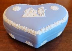  Wedgwood Wedgwood Jasperware Pale Blue Lidded Heart Trinket Box - 4270174
