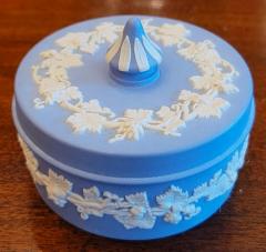  Wedgwood Wedgwood Jasperware Pale Blue Small Circular Lidded Vanity Box - 4270143