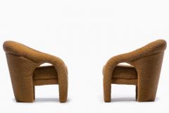  Weiman Pair of Weiman Post Modern Lounge Chairs Newly Upholstered in Latte Boucl  - 2630035