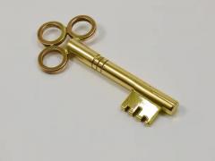  Werkst tte Carl Aub ck Large Carl Aubock Brass Key Corkscrew Bottle Opener Paperweight Austria 1950s - 4066463