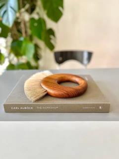  Werkst tte Carl Aub ck Large Carl Aubock Midcentury Walnut Ring Clothes Brush Austria 1950s - 4062537