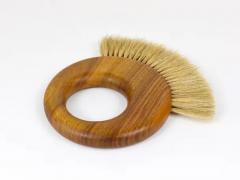  Werkst tte Carl Aub ck Large Carl Aubock Midcentury Walnut Ring Clothes Brush Austria 1950s - 4062573