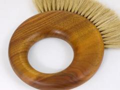  Werkst tte Carl Aub ck Large Carl Aubock Midcentury Walnut Ring Clothes Brush Austria 1950s - 4062618