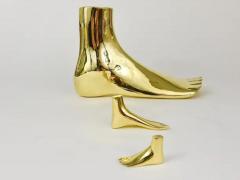  Werkst tte Carl Aub ck Signed Carl Aub ck Midcentury Brass Foot Paperweight Handmade Sculpture - 4055557