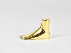  Werkst tte Carl Aub ck Signed Carl Aub ck Midcentury Brass Foot Paperweight Handmade Sculpture - 4055574